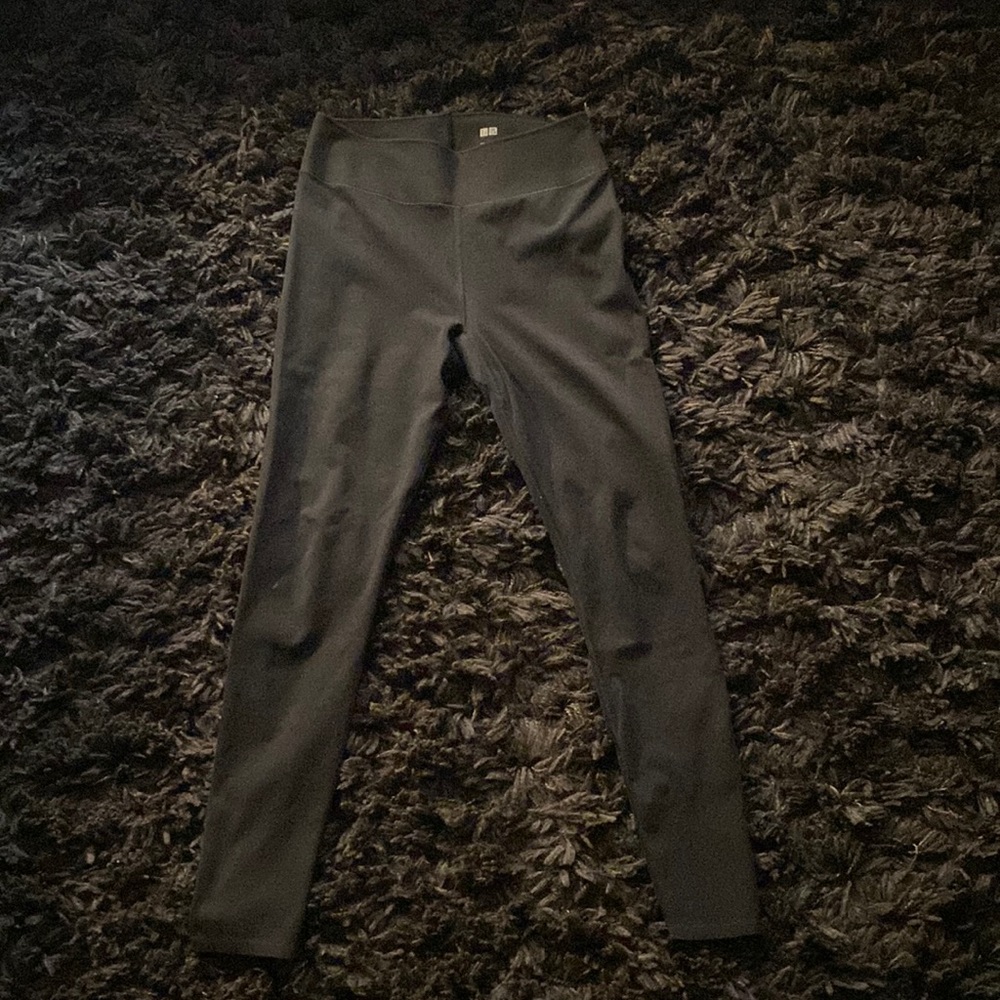 UNIQLO Black AIRism Tights